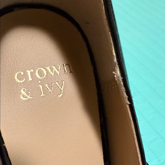Crown & Ivy Black Patent Mary Jane Heels - Picture 9 of 13